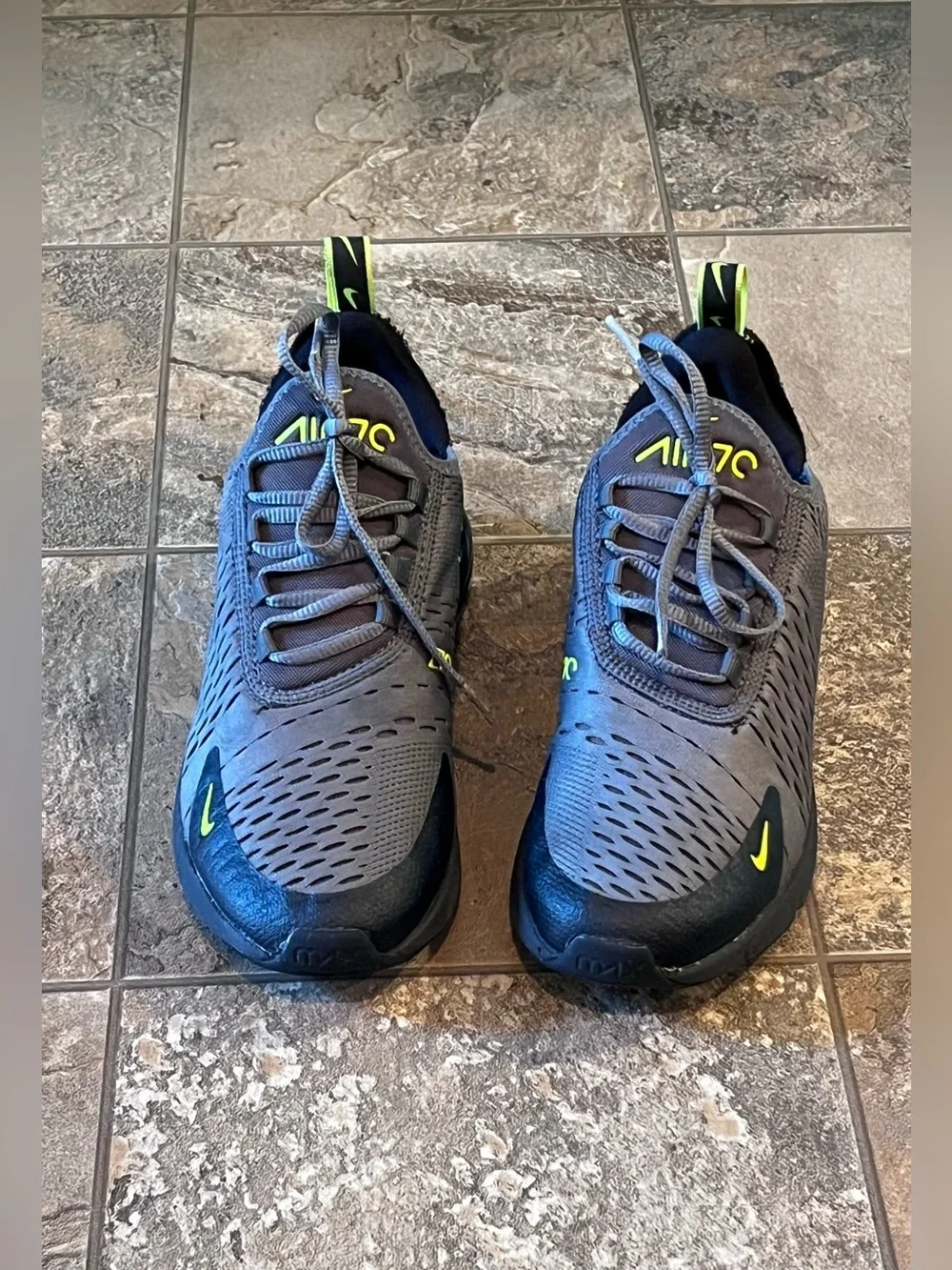 Nikes - Boy - GS Air Max 270 GS - Grey/White/Black